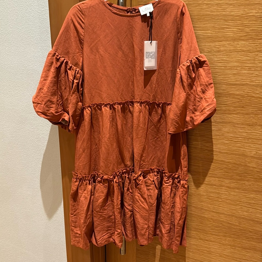Selling a dress